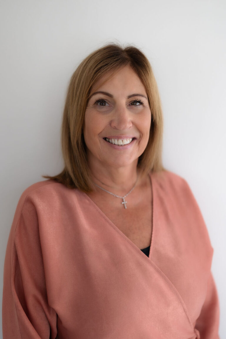 Lesley Stevens
